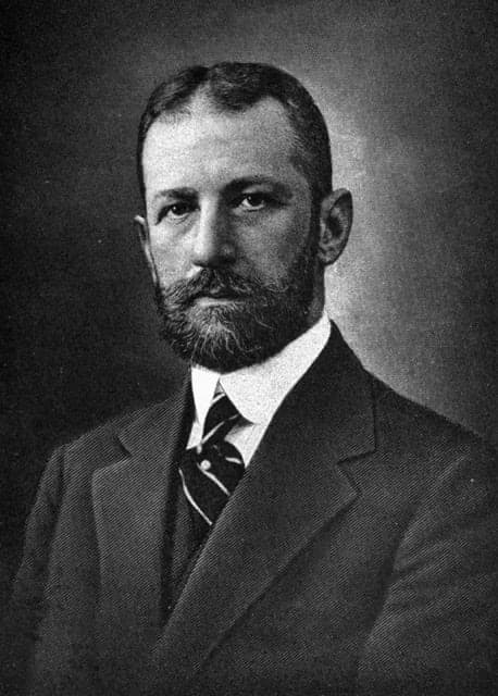Mario Garcia Menocal